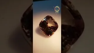 pure Alexandrite gem emerald by day ruby by night 90% colour change