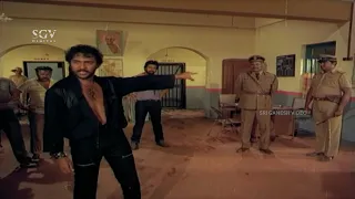 Ravichandran Kadak Talk With Police Commissioner | Asambhava Kannada Movie Scene
