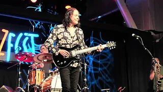 Robben Ford - White Rock Beer...8 Cents (live)