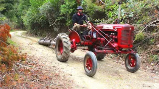 74 year old Farmall tractor gets some long overdue maintenance and goes back to work