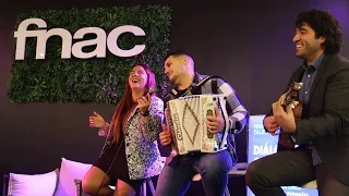 Cláudia Martins & Minhotos Marotos canta "Passarinha e Sardão" na FNAC