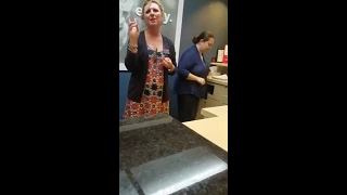 Hilton hotel manager vs Customers (full clip) Public Freakout