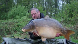 pêcher la carpe au canal à saute-mouton !