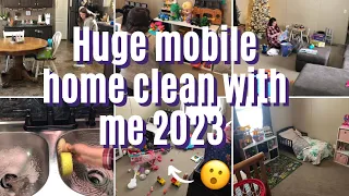 HUGE MOBILE HOME CLEAN WITH ME / EXTREME CLEANING MOTIVATION /cleaning marathon / clean with me 2023