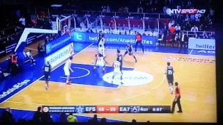 Anadolu efes EA Milano 61-60 son saniye 3 lük