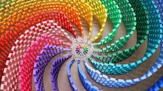 THE AMAZING RAINBOW SPIRAL (12,000 DOMINOES)