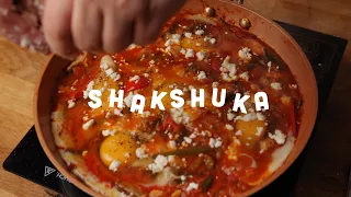 Shakshuka - North African baked eggs #shorts 🍳 💥