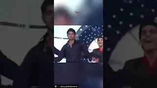 Sharukh khan and Sreesanth dance