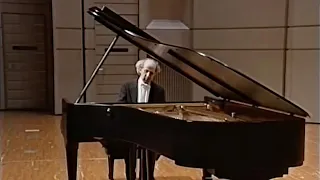 Anatol Ugorski plays Beethoven Diabelli Variations, op. 120 – video 1995