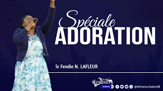 Mwen mache nan ... Près de Jésus... Ici bas bonheur... Spéciale adoration avec Sr Fendie N. LAFLEUR