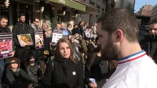 Bouchers vs. Vegans au salon de l'agriculture