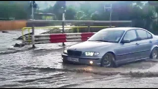 Case și drumuri inundate la Câmpulung Moldovenesc, 15 august 2018