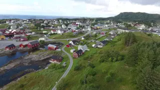 DJI Phantom 4 Drohnenvideo - Das Fischerdorf Bud (Norwegen) [4K]