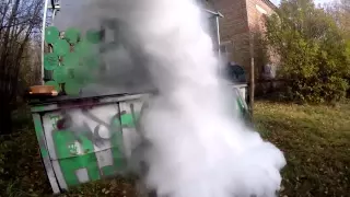 Жидкий азот и кипяток Liquid nitrogen and boiling water