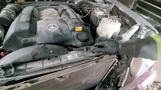 Mercedes W210 E430 Radiator Replacement. Defective New Radiator.