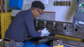 Demonstration on how to operate a Hydraulic Press Brake