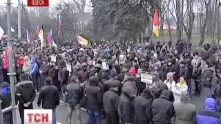 У південно-східних областях почались масові проросійські мітинги