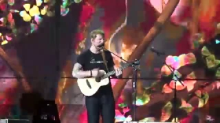 Ed Sheeran - Shape Of You (Full Song) - Live in Paris Accord Hotel Arena 06/04/2017