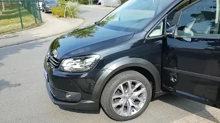 Volkswagen Touran Cross 2,0 TDI DSG Panorama LED Kamera Leder Parkpiliot RNS-510 Webasto