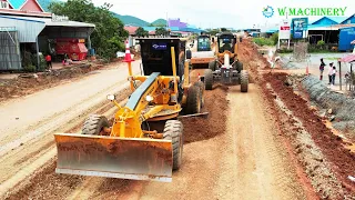 Fantastic Liugong Motor Grader Spreading Gravel Building Foundation Roads Techniques Skills