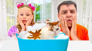 Nastya and dad bathe the cat