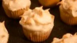 Lemon Meringue Cupcakes: Cupcake Show #17