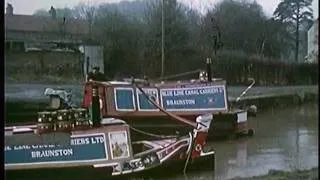 Historic footage of loaded narrow boats on the Jam ole run - The Renfrew and Lucy