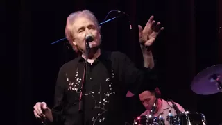 Strawbs -  The Familiarity of Old Lovers, Sellersville Theater, 11/10/2017, Early Show