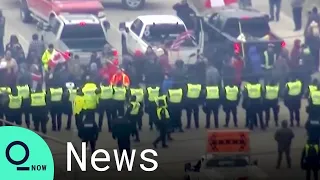 Police Start Clearing Detroit Bridge Blockade