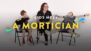 Kids Meet a Mortician | Kids Meet | HiHo Kids