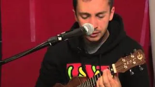 Twenty One Pilots - Holding On To You (Live)