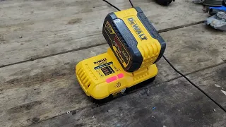 зарядное устройство DeWALT DCB118