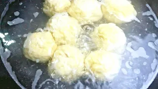 Throw dough into boiling water ,and the result will surprise you .