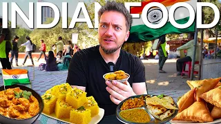 Can Foreigners Handle SPICY FOOD in INDIA?  (Trying INDIAN STREET FOOD!)