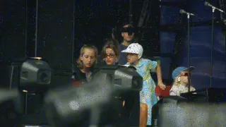 Lisa Marie Presley with children backstage History tour of Michael Jackson