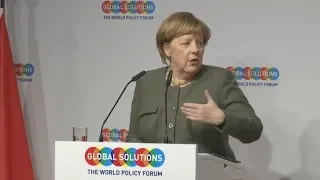 WELT DOKUMENT: Angela Merkel präsentiert ihre Ideen für eine bessere Welt