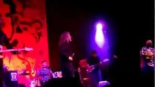 Robert Plant (Live in Rio 2012/10/18) Black Dog