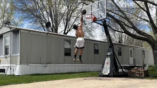 9’6 dunk off dribble!
