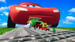 Big & Small Lighting Mcqueen and pixar cars vs sponge bob vs speed bump in BeamNG Drive