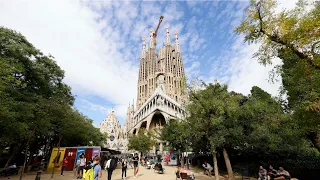 DOWNTOWN DISTRICT BARCELONA WALKING TOUR  ☀️ Sunny day walk near La Sagrada Família