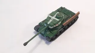 Модель советского танка ИС-2 в масштабе 1/72