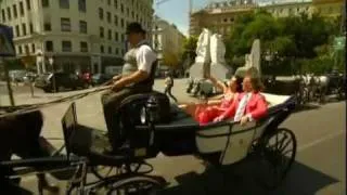 Barbara Wussow & Andre Rieu - Fahrt durch Wien mit dem Fiakerlied 2011