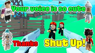 This is my little sister's first time join group chat! | Text To Speech Roblox