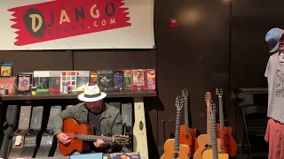 Samson Schmitt demos a Stringphonic Advanced Antique at DjangoFest NW