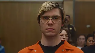 شاب صغير بيتحكم عليه ب ٩٠٠ سنة سجن بسبب اللي عمله (قصة حقيقية).. ملخص مسلسل Dahmer