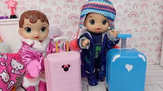 Packing Baby Alive doll Abby's suitcase for vacation doll Travel Routine