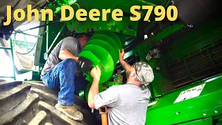 John Deere S790 - Installing vertical & horizontal unload augers.