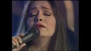 Ana Gabriel "Luna"