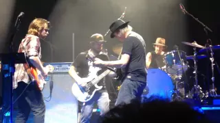 Neil Young + Promise Of The Real "Cowgirl In The Sand" The Forum, Los Angeles, 10.14.15