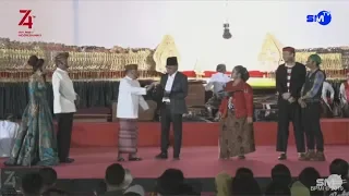 LIMBUKAN AWAL PAGELARAN WAYANG KULIT DI ISTANA MERDEKA